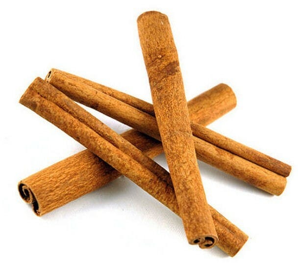 How To Use Cinnamon Sticks For Cooking And Benefits Spiceitupp