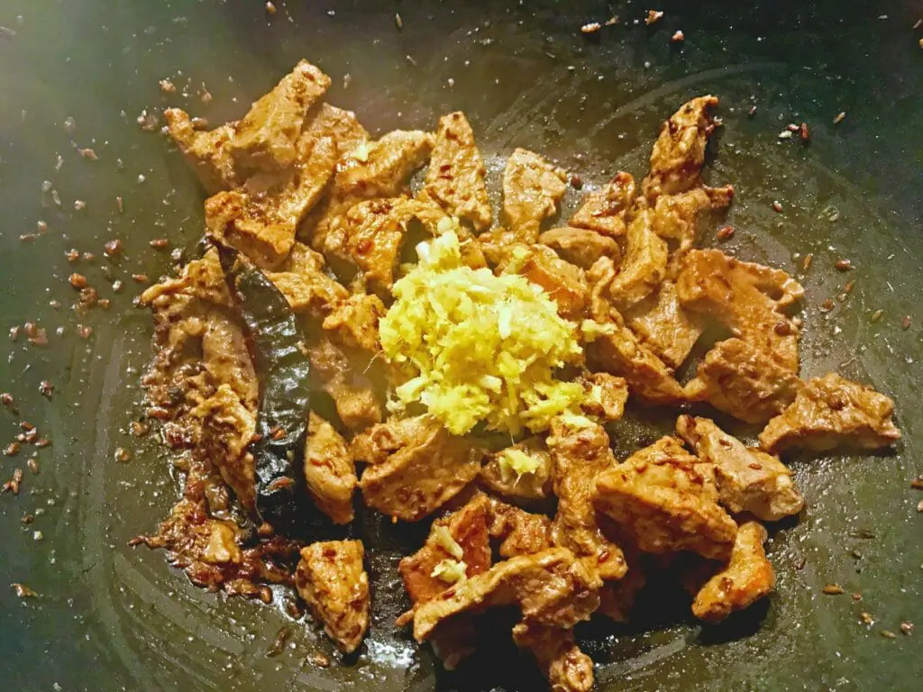 Sauteeing lamb bhuna recipe 